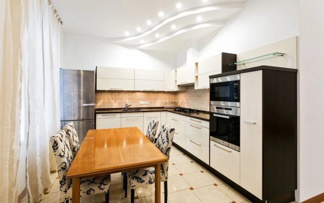 Arbatskiy Hotel
