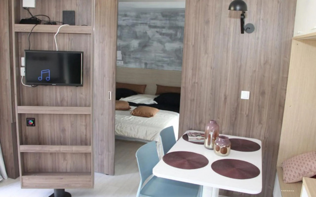 Chalet in Friesland Near Alde Feanen Park