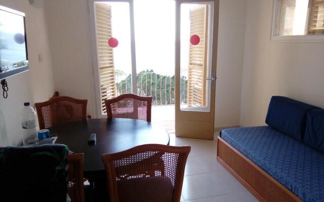 Apartamentos Aromar