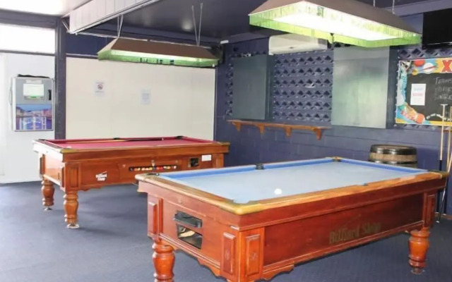 Tin Can Bay Budget Accommodation - Hostel