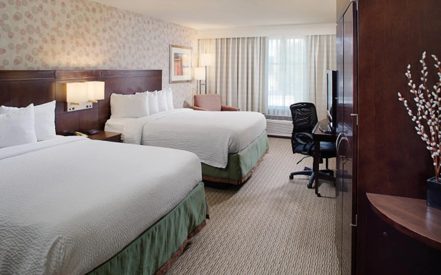 Courtyard by Marriott Keene Downtown
