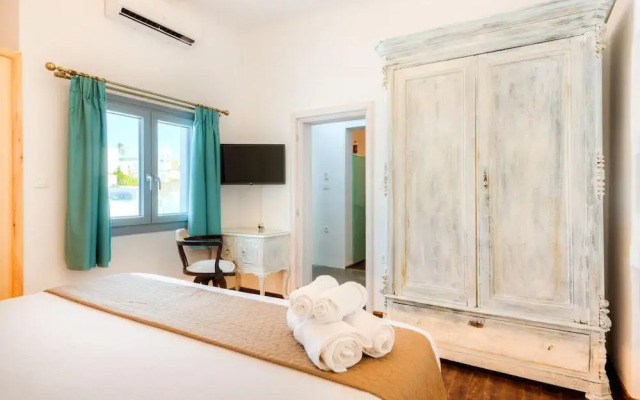 Pasithea Luxury Suites
