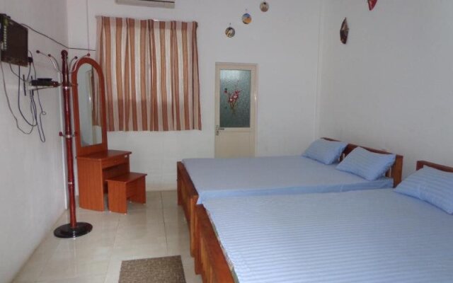 The Senaro Holiday Inn