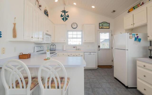 Sea Glass by Oak Island Accommodations