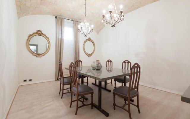 Amazing 4 bedrooms apartment with garden