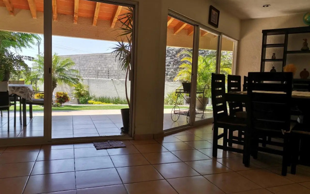 Casa Flor de Mayo