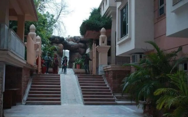 Ananda Krishna Van