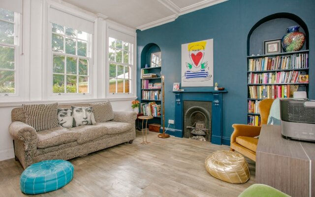 Stylish Deptford 2 Bed Apartment