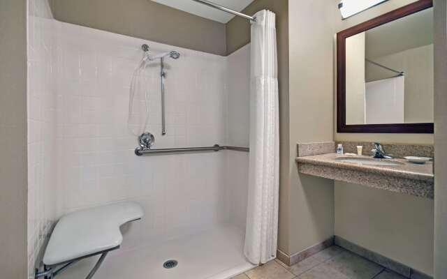 Comfort Inn & Suites Wilton
