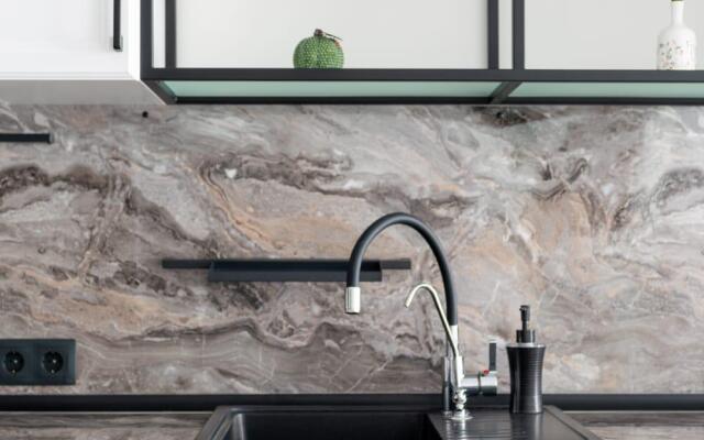 Апартаменты Рум Тур на улице Эрвье 38