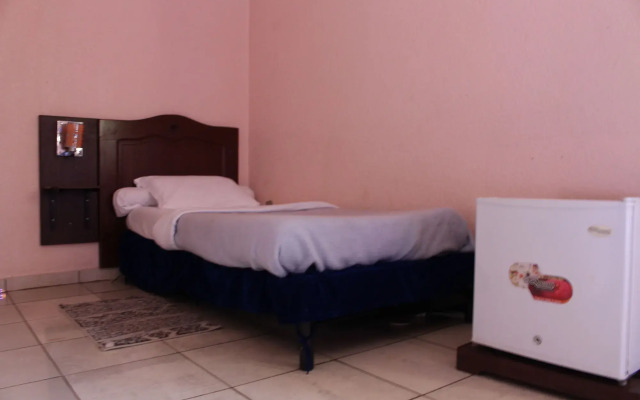 Tou'Ngou Hotel