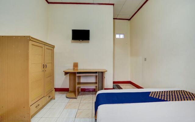 Pondok Pujasera by OYO Rooms