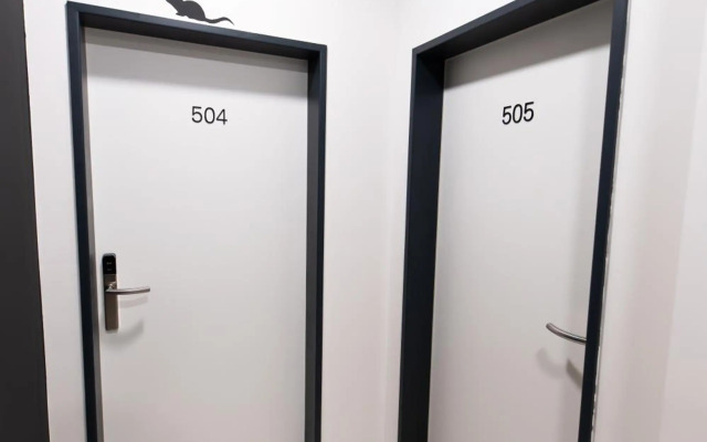 Post 120 Suites