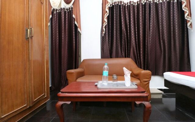 OYO 16098 Hotel Amrit