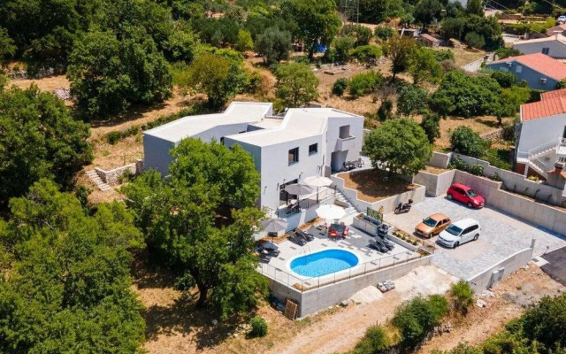Holiday Home Nest