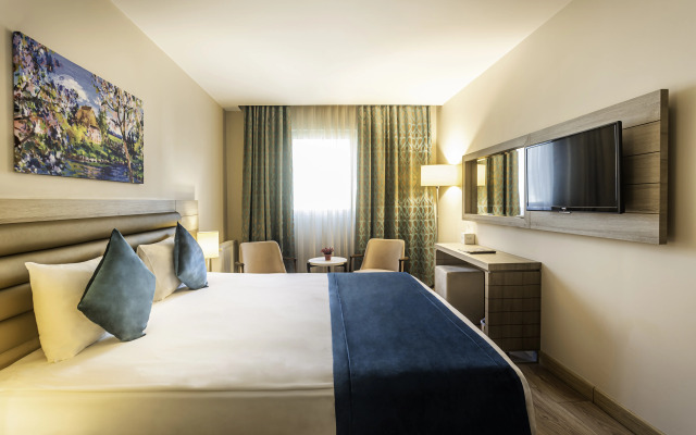 Rox Hotel