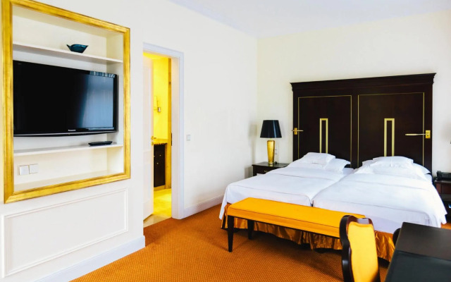 Relais & Châteaux Hotel Bülow Palais