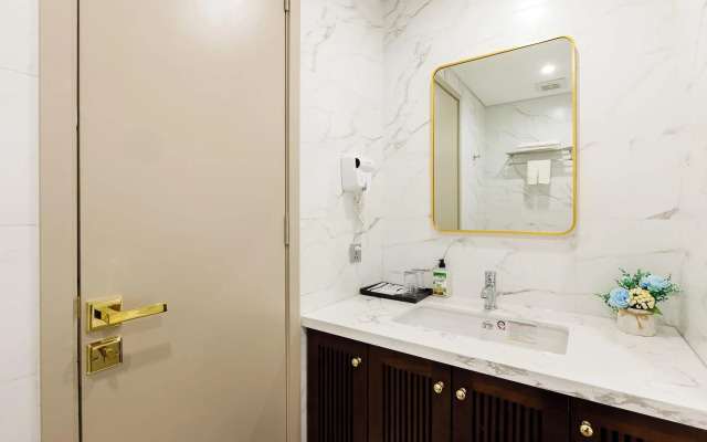 Cara Rustic Apartment