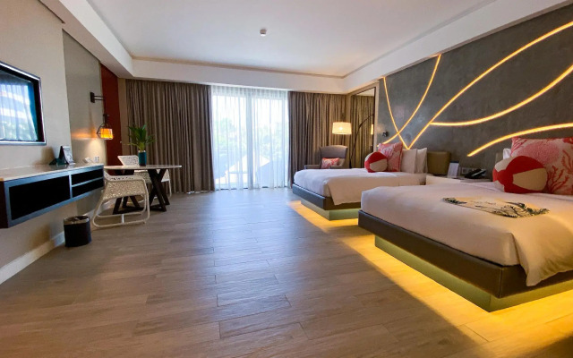 The Lind Boracay