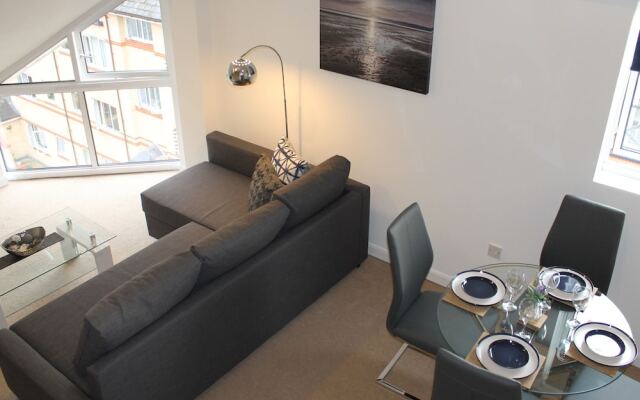 Karah Suites - Redcliffe Quay