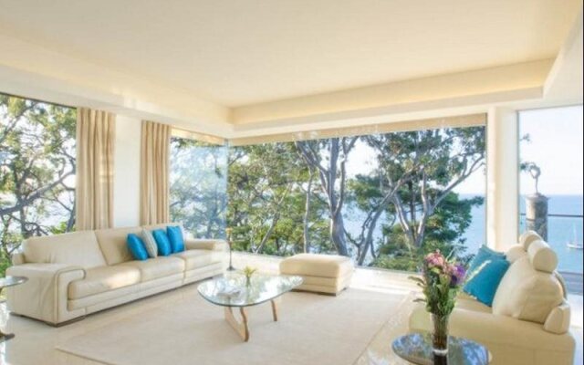 One Oceanview Luxury Accommodation
