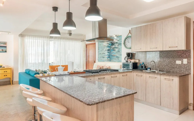 Apt w Beach Front Beach Access at Nueva Romana