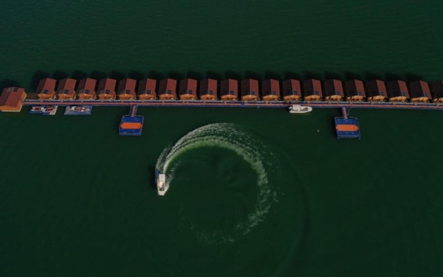 Le ROI Floating Huts & Eco Rooms