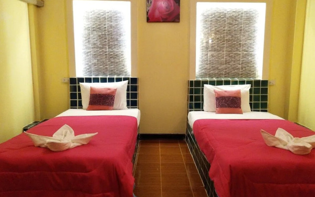 Baan Sai Thong Hotel