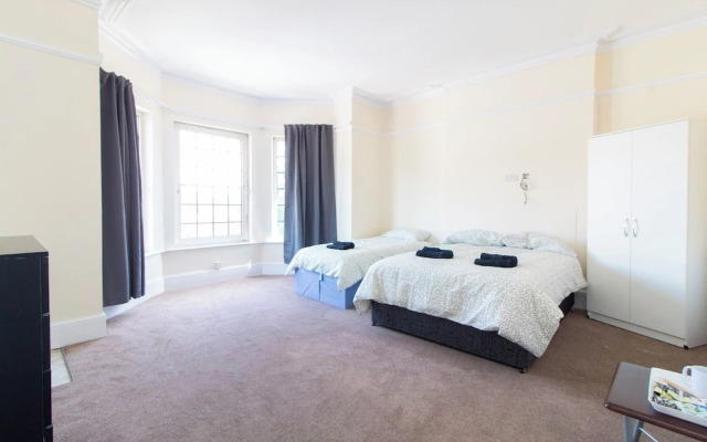 Brookvale Guest House Room 9