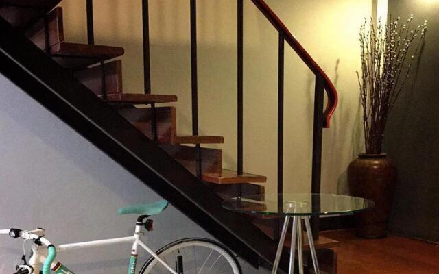 Eden Walking Street Hostel