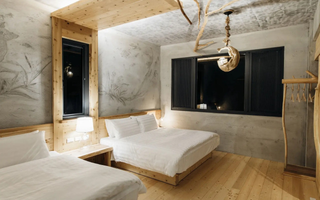 Sun Moon Lake Residence 8
