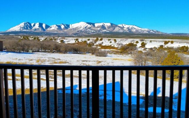 Horsehead Mountain Lodge
