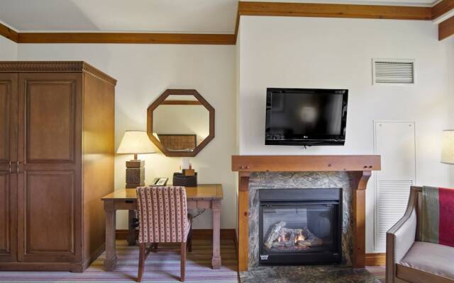 1325 Studio @ The Lodge at Spruce Peak