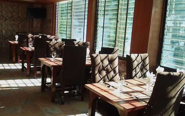 Vision Inn Hotel and Resturant