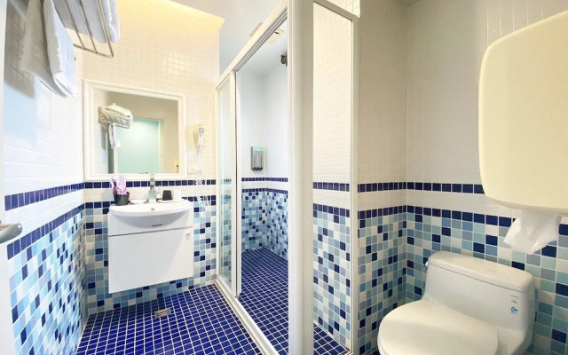 Isaalice Slip and Slide B&B