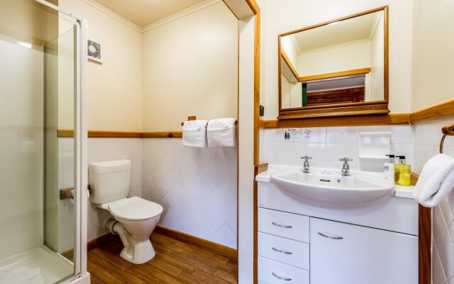 Lakefront Lodge Taupo
