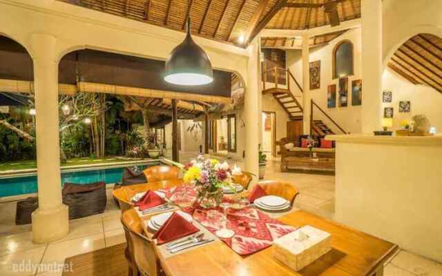 Villa Umah Maya