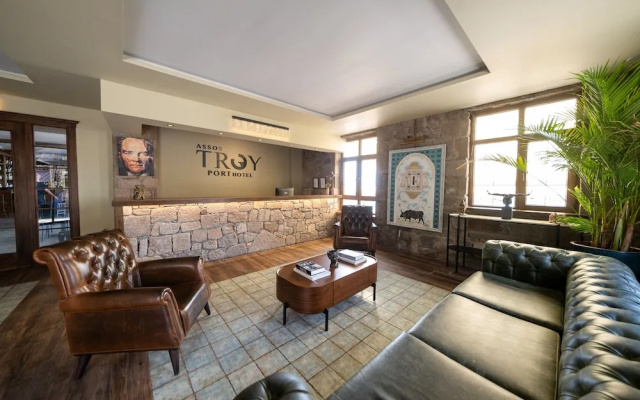 Assos Troy Port Hotel