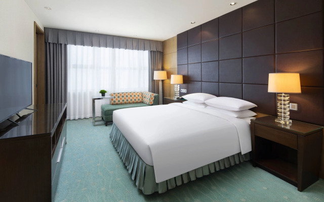 Courtyard by Marriott Kunshan