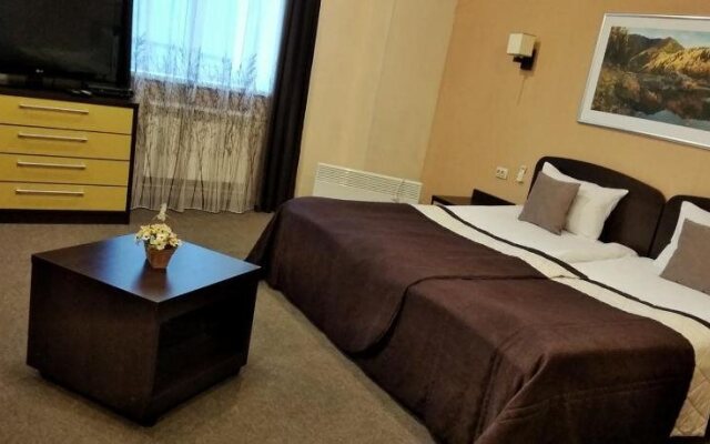 Camelot Hotel