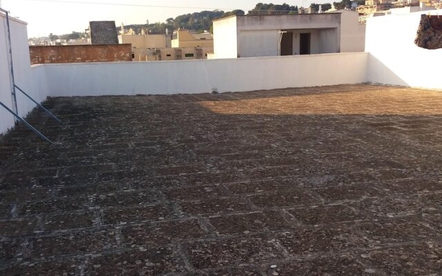 Apartment with 2 Bedrooms in Tuglie, with Terrace - 8 Km From the Beach