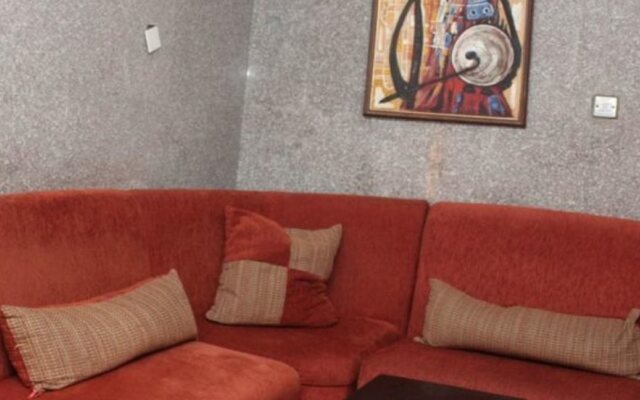 Class Suites Signature