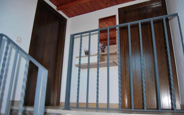 Chalet With 6 Bedrooms in Cortegana, With Wonderful Mountain View, Shared Pool and Enclosed Garden