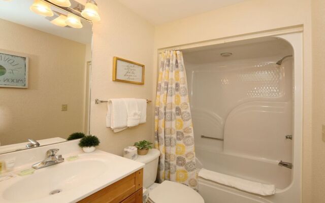 Ivy Falls 9 - Five Bedroom Chalet