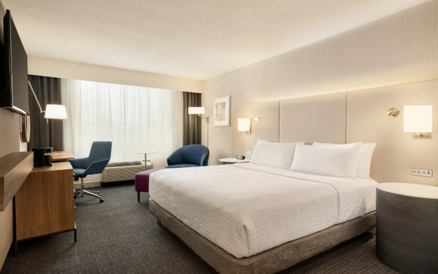 Crowne Plaza: Philadelphia - King of Prussia by IHG