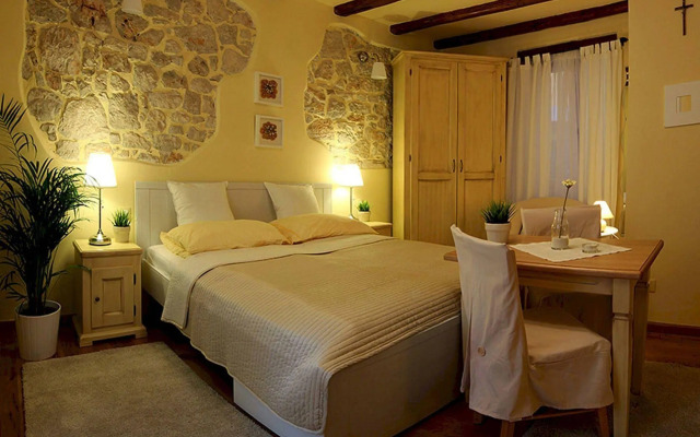 Rooms Duketis