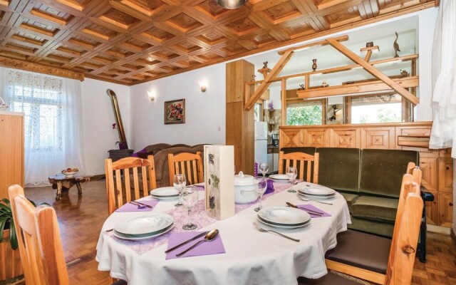 Awesome Home in Bregi With Wifi and 2 Bedrooms