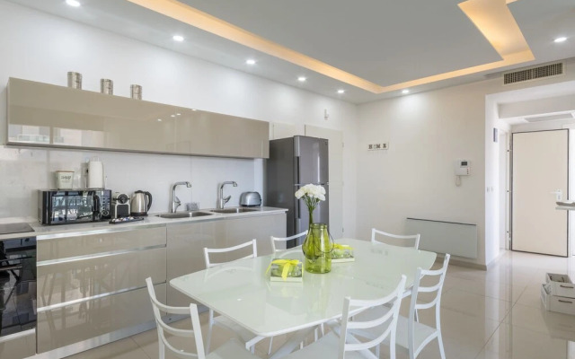 Full Option 7People Terrace-Lift-Parking