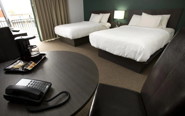 The Falls Hotel & Inn