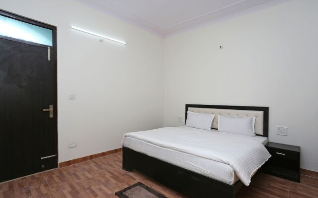 OYO 10787 Home Spacious 3BHK Bhimtal